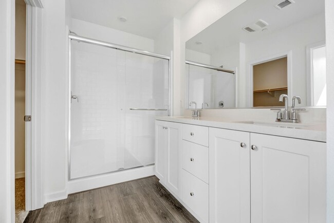 Building Photo - Brand New Construction! Modern 2 Bed, 2 Ba...