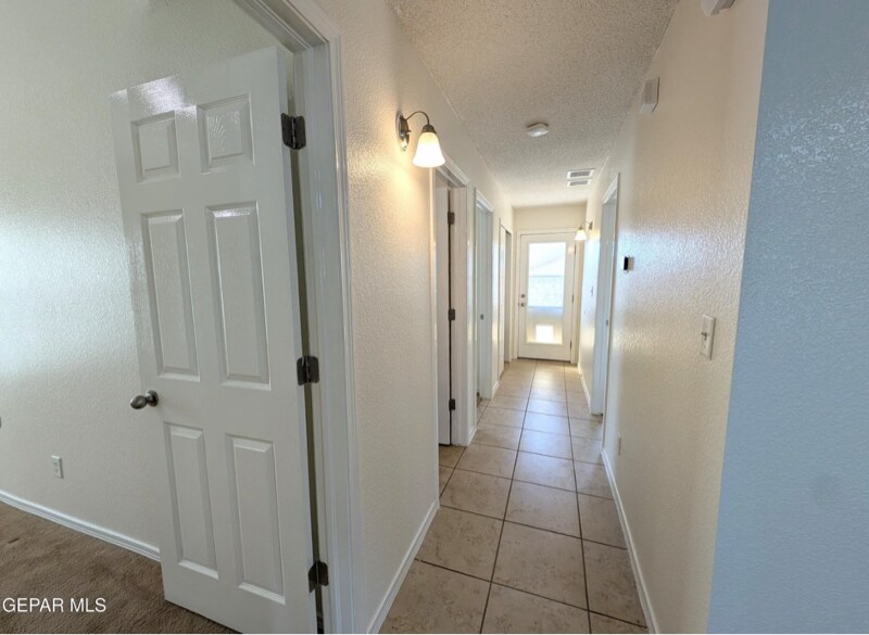 Building Photo - 11740 Autumn Wheat Dr