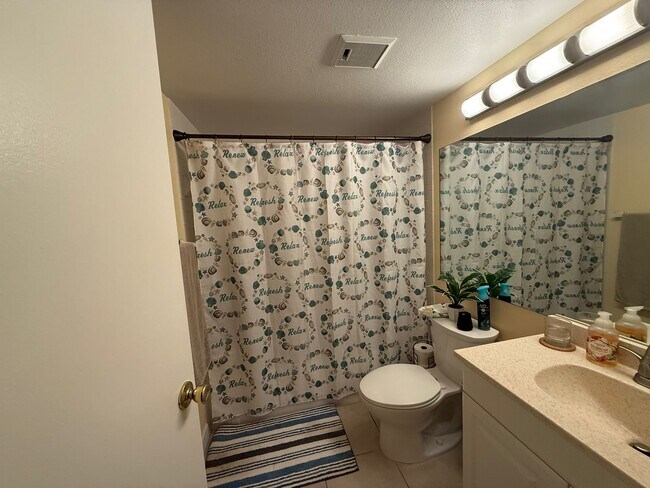 Building Photo - 8215 Sun Spring Cir