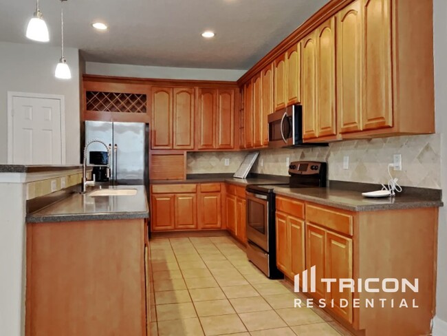 Building Photo - 9107 Kentucky Day Ct