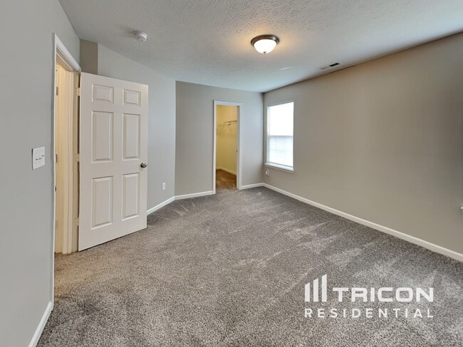 Building Photo - 2803 Drewmatt Ln