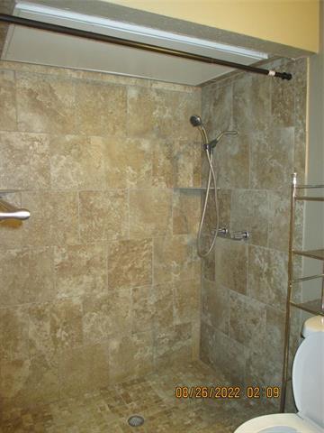Building Photo - 553 Hanover Dr