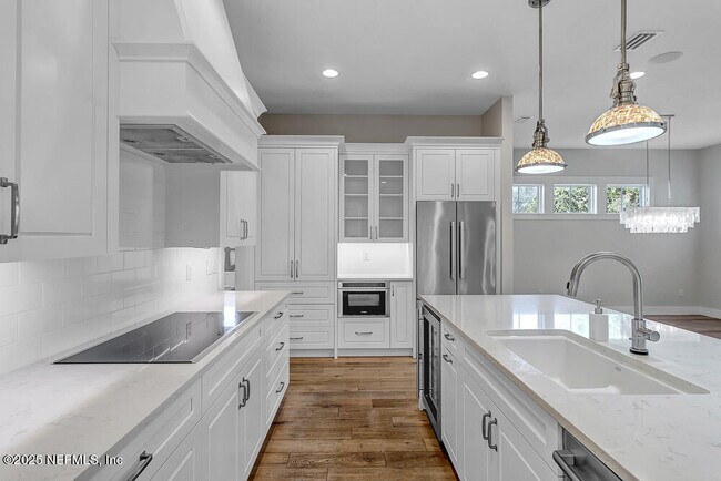 Building Photo - 94 Fairway Wood Way