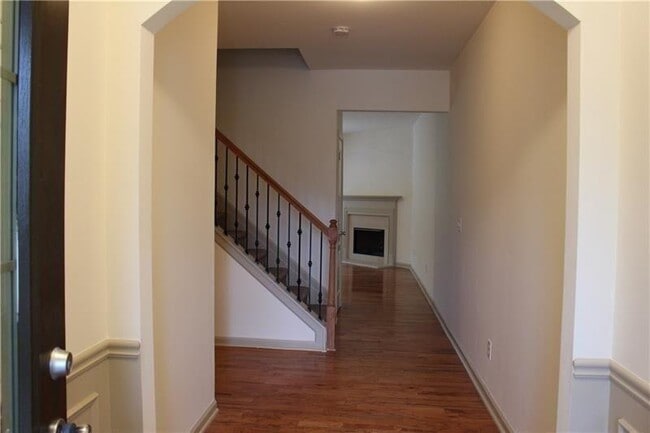 Building Photo - 6065 Apple Rose Dr