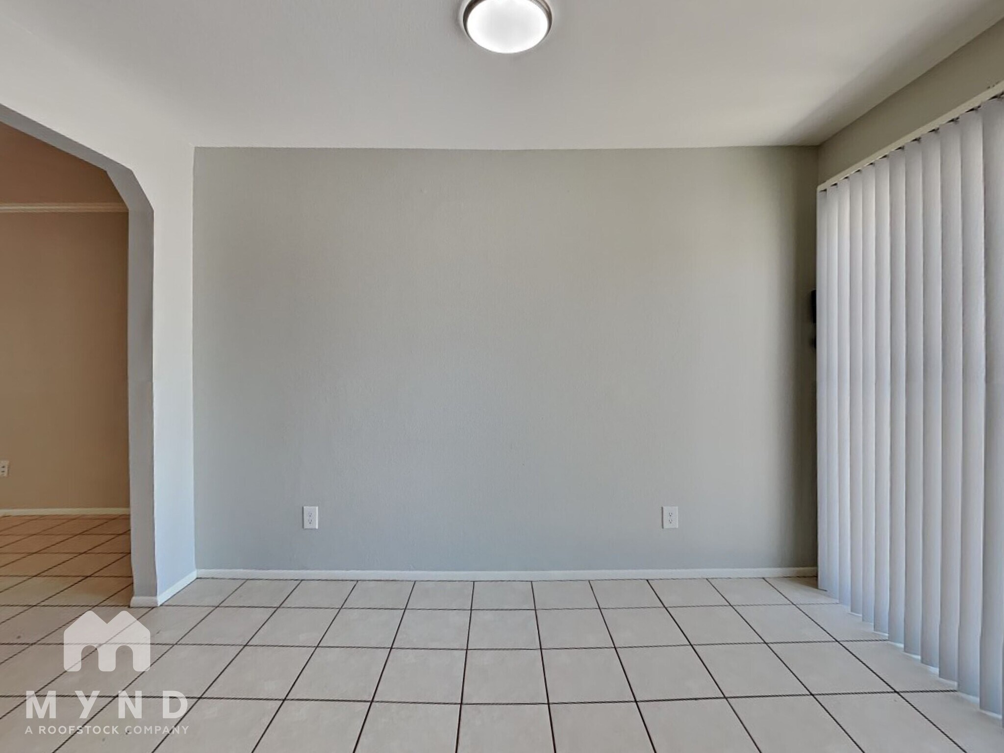 Building Photo - 11520 E Wier Ave