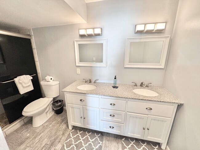 Building Photo - 201 Rudee Loop Connector