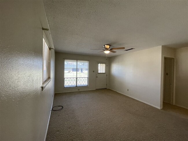 Building Photo - Bossier City LA 4 bed 3 bath for lease | S...