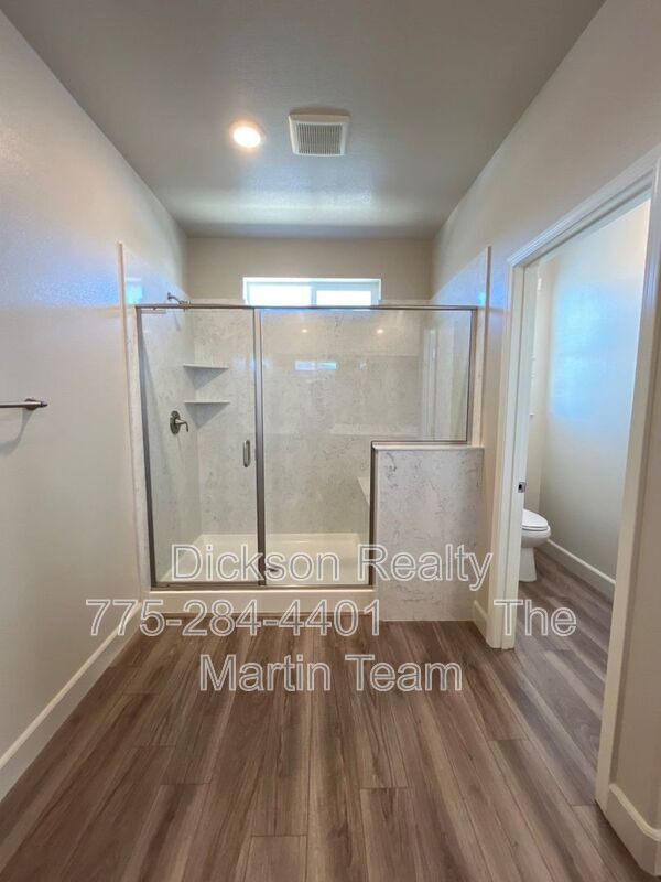 Building Photo - 1982 Maradona Dr