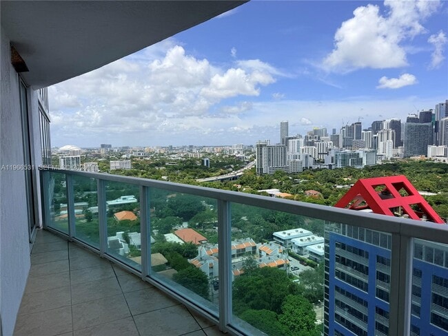 Building Photo - 2101 Brickell Ave