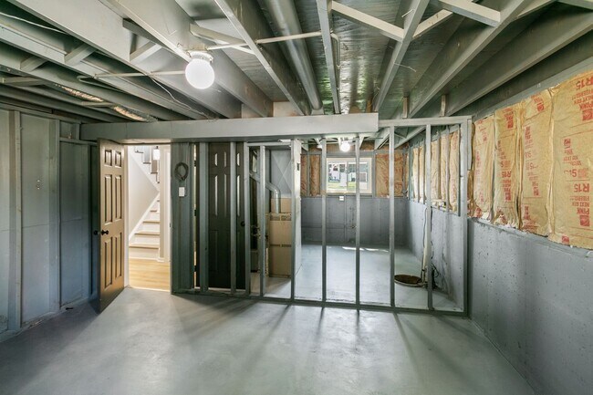 Building Photo - 118 Windsor Ln