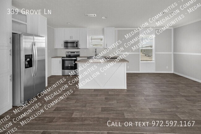 Building Photo - 339 Grove Ln