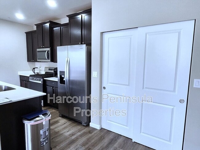 Building Photo - 4785 Driftwood St