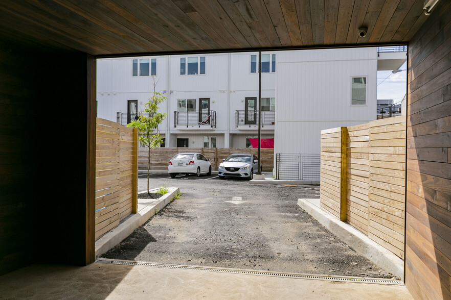 Building Photo - 1241 N 27th St