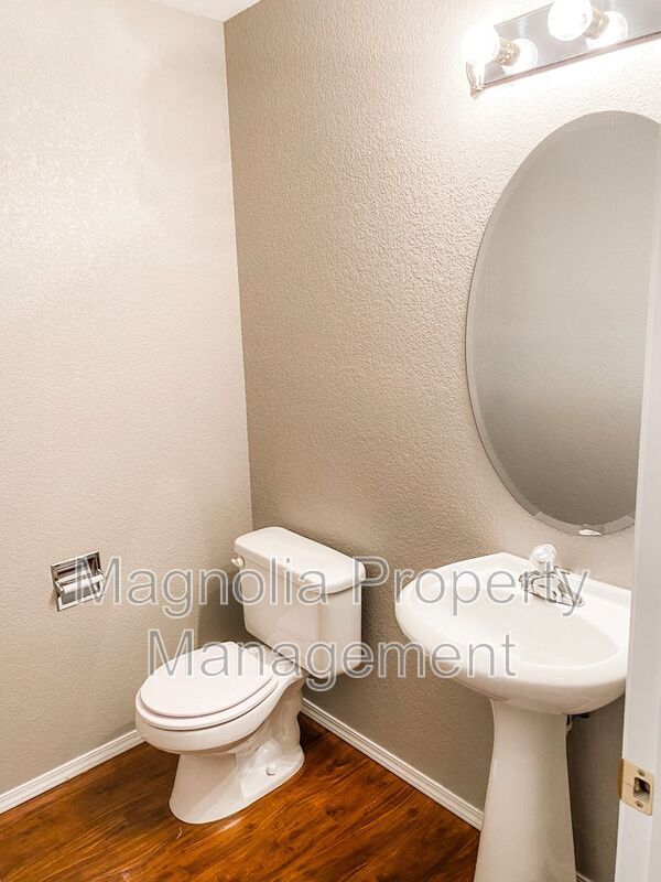 Building Photo - 4734 Sand Mountain Point