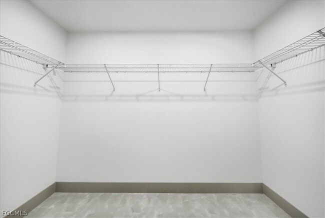 Building Photo - 541 Chalet Ave S