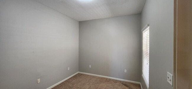 Building Photo - Fantastic 2-3 Bedroom Condo in Powell