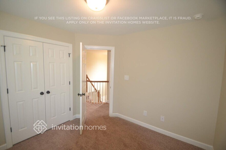Building Photo - 60 Anderby Dr