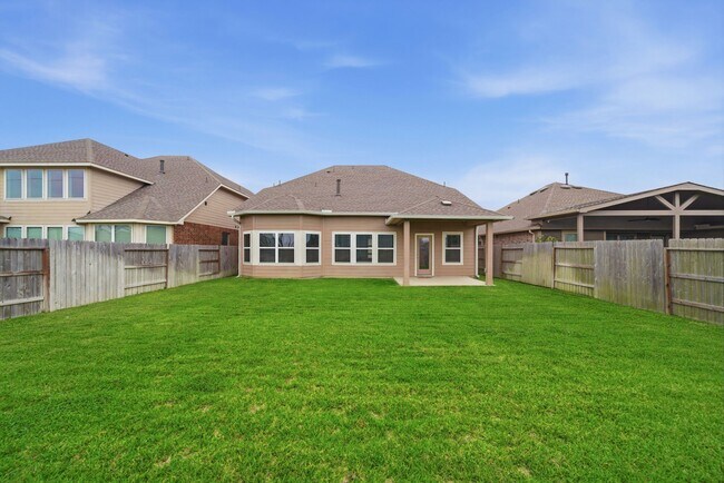 Building Photo - 21419 Waldenburg Pl