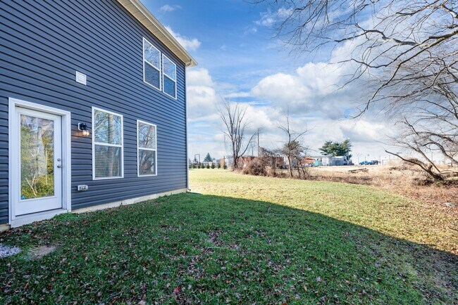 Building Photo - 121 Kennison Ln