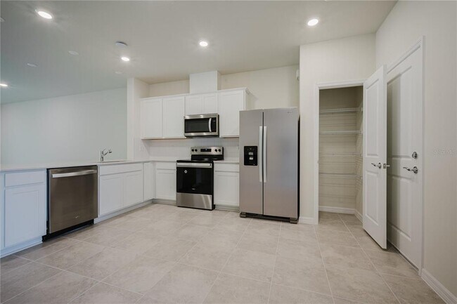 Building Photo - 3239 Canyon Bay Pt