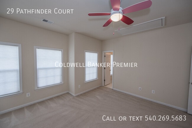 Building Photo - 29 Pathfinder Ct
