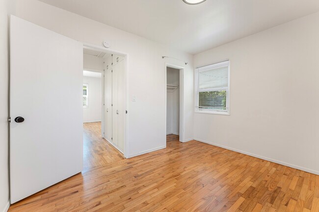 Building Photo - 12935 Greene Ave