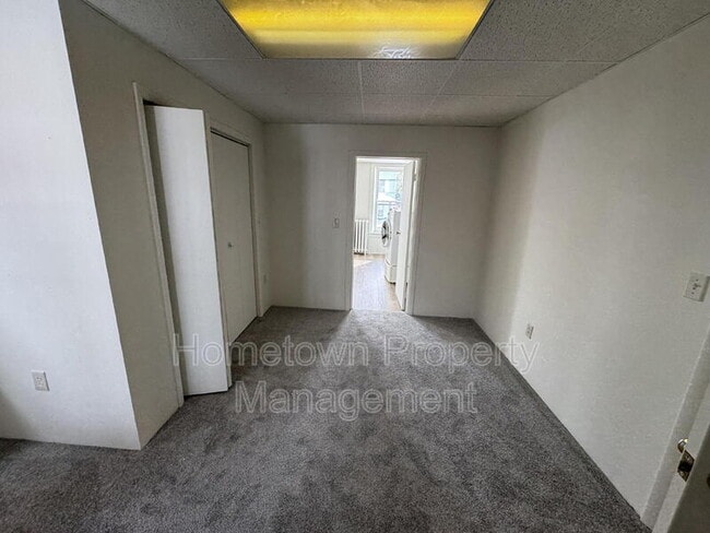 Building Photo - 1109 E Philadelphia St