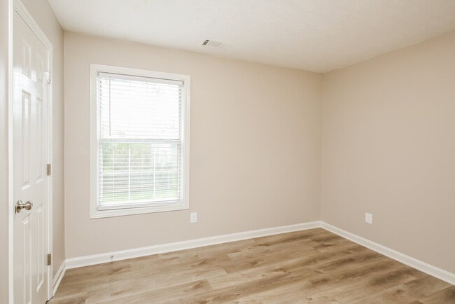 Building Photo - 3362 Grove Meadows Cove