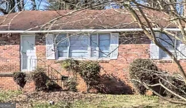Primary Photo - 4469 Meadow Dr