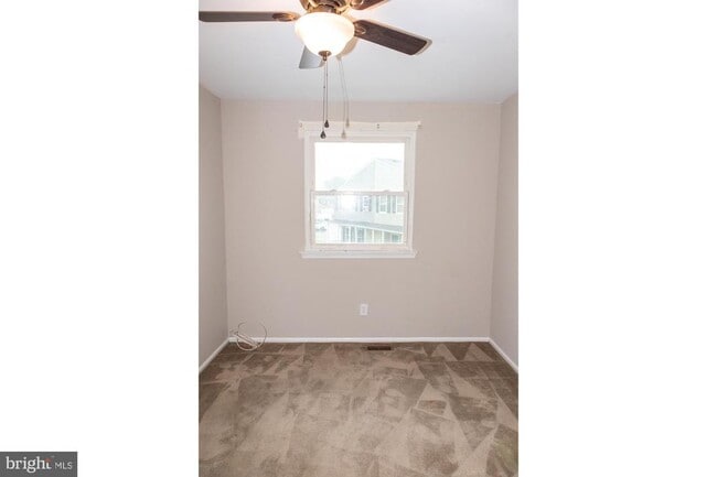 Building Photo - 54 Reliance Ct