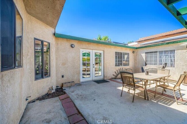 Building Photo - 22506 Spur Brook Dr