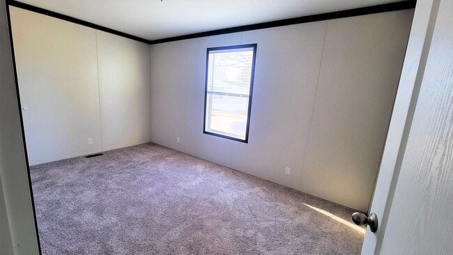 Building Photo - 366 Utah Ct