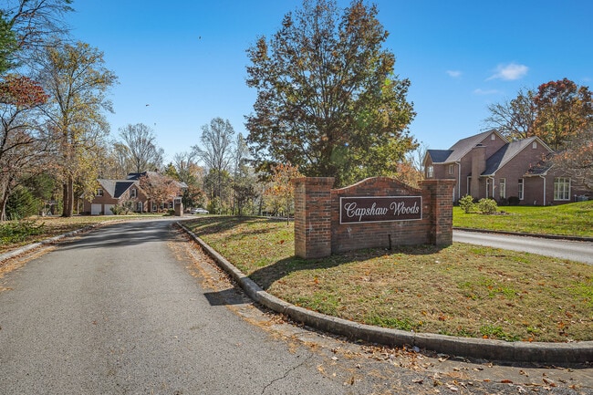 Primary Photo - 378 Hermitage Ave