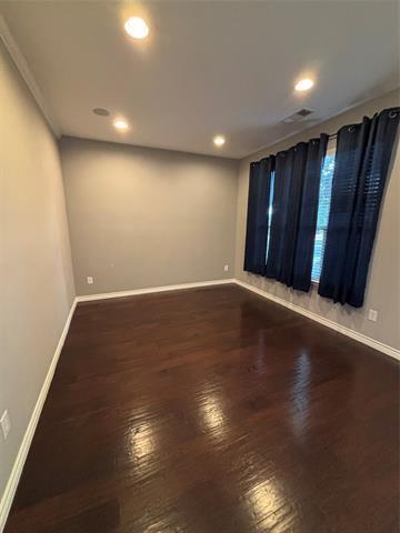 Building Photo - 1000 Prairie Heights Dr