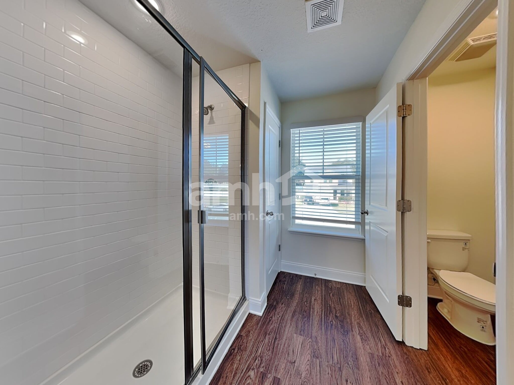 Building Photo - 1321 Mount Logan Dr