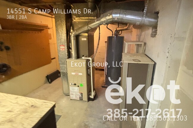 Building Photo - 14551 S Camp Williams Rd