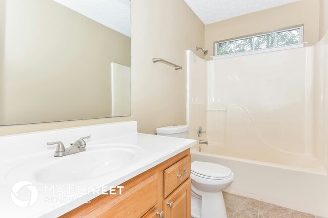 Building Photo - 405 Brookview Dr