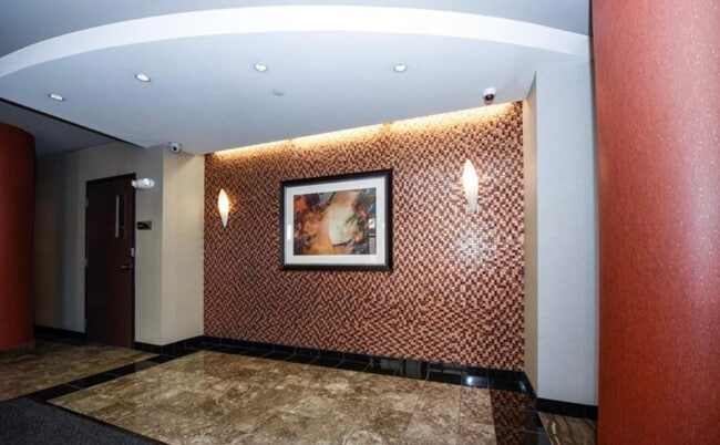 Building Photo - 17 Chapel St