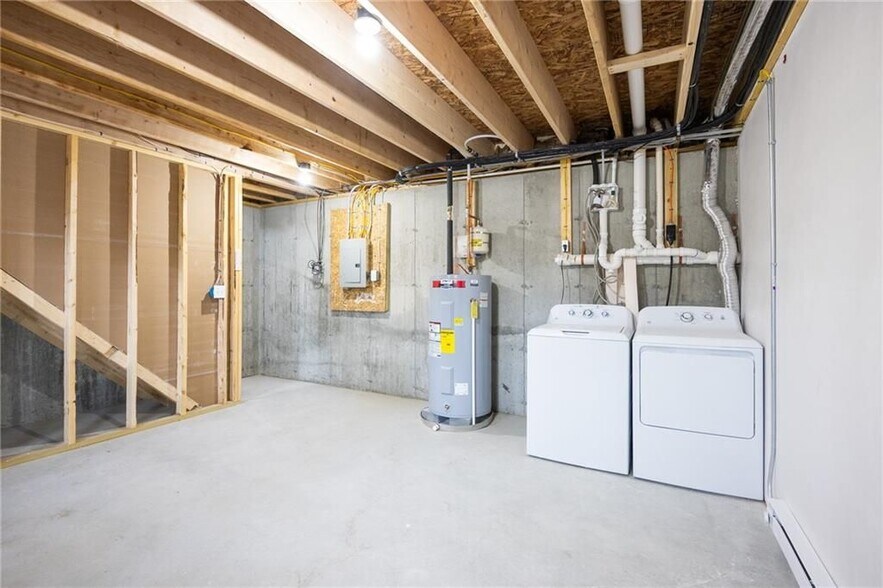 Building Photo - 6 Mainella St