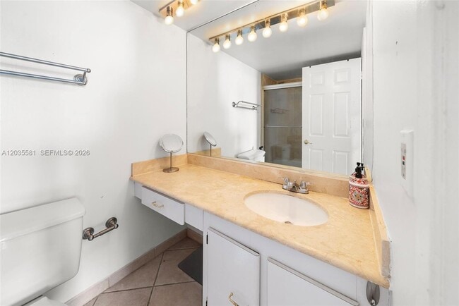 Building Photo - 6770 Indian Creek Dr
