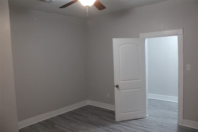 Building Photo - 4125 Avenue M