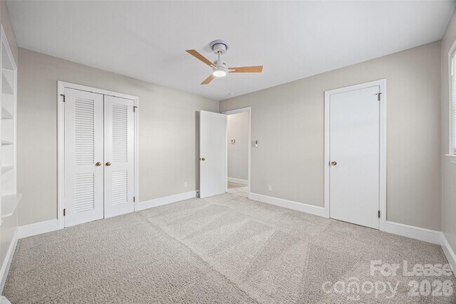 Building Photo - 4827 Harcourt Ln