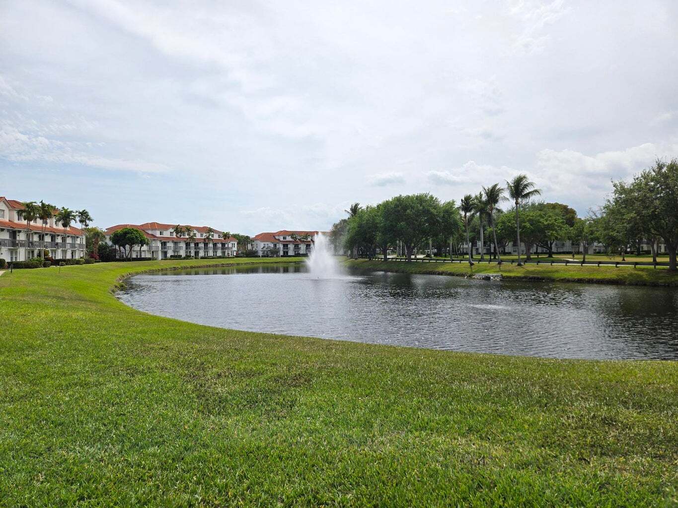 Building Photo - 2024 Alta Meadows Ln