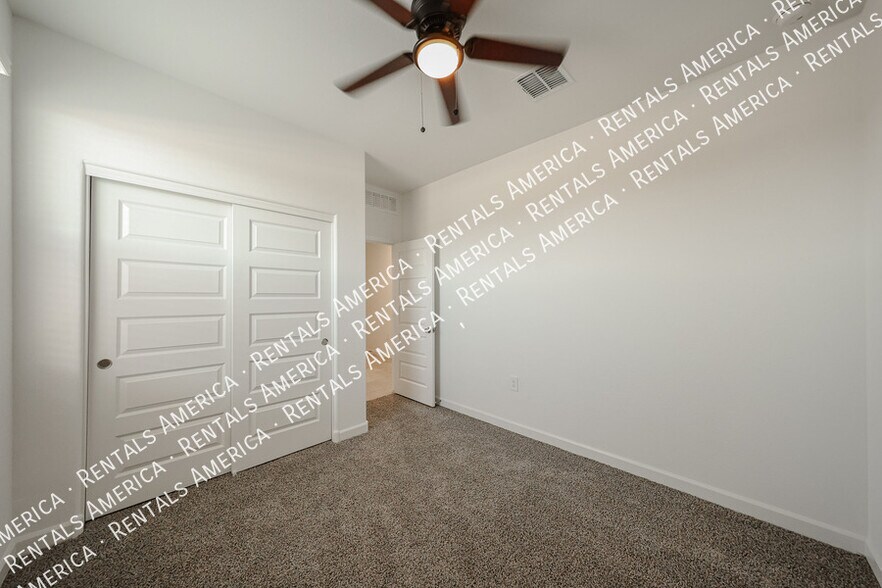 Building Photo - 38060 W Frascati Ave