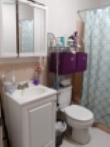 Building Photo - 570 Somerville Ave