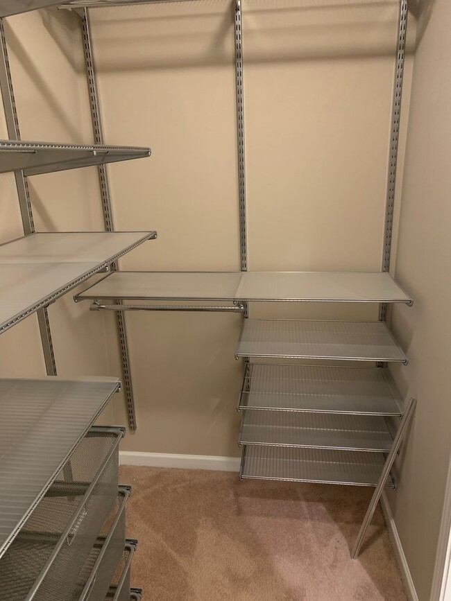 Building Photo - Traemoor Village Townhome