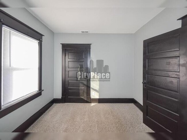 Building Photo - 117 N Euclid Ave