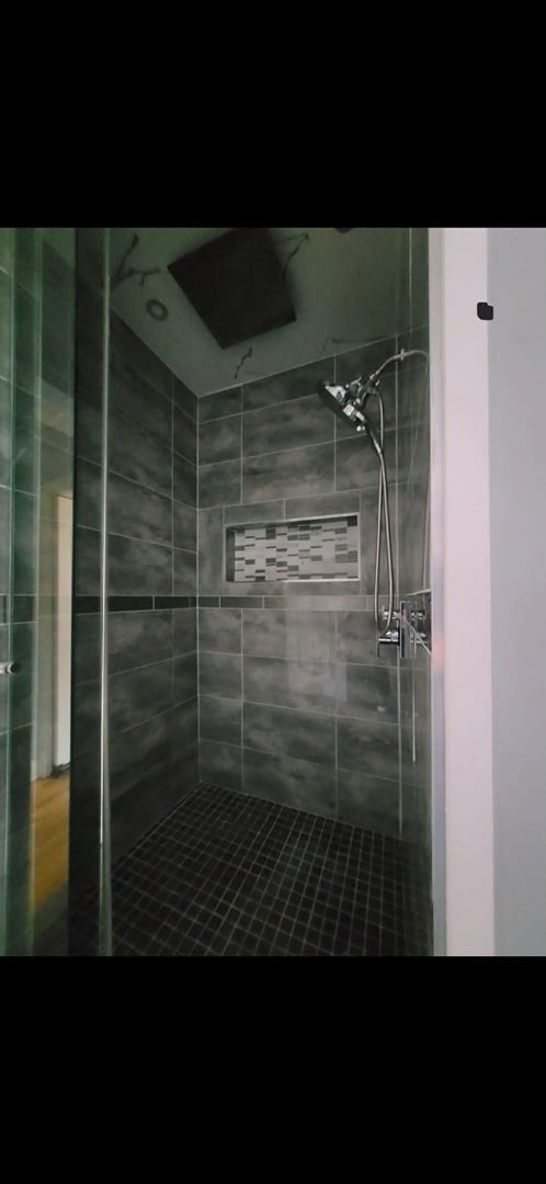 Building Photo - 1630 Home Ave