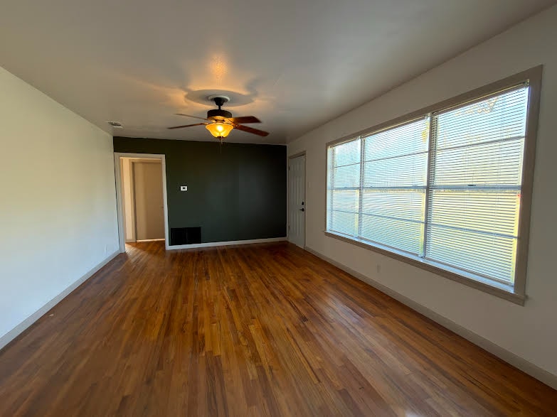 Building Photo - 14757 County Rd 1125