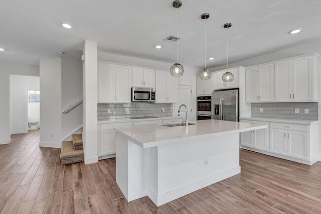 Building Photo - 229 Preserve Trl S